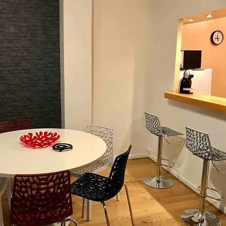 Le Cocon De Celine-luxe-centre Ville-parc Leo Lagrange-stade Auguste Delaune- Wifi * Reims